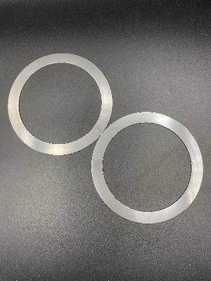 Wyciek zaworu sprężarki powietrza / Podkładka dystansowa tulei