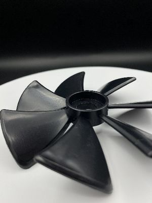 Fotowoltaiczne ostrze turbiny wiatrowej Lekka Łatwa instalacja