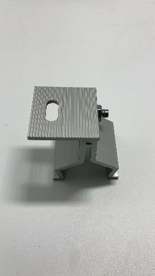 Chińskie fabryki wytwarzania i polerowania produktów fotowoltaicznych Części obrobione CNC